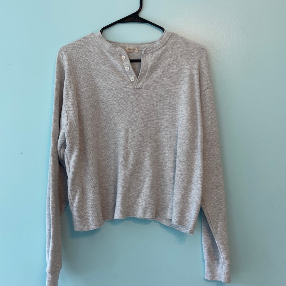 Brandy Melville Grey Waffle Long Sleeve